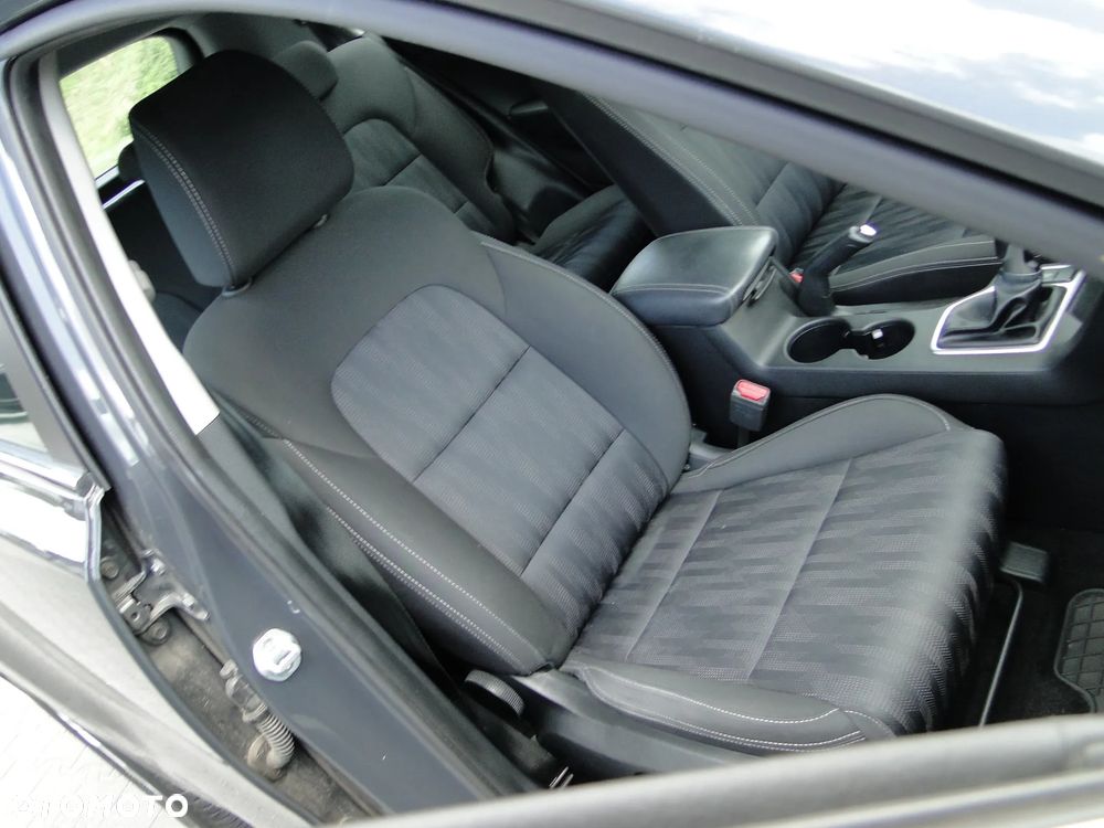 Kia Sportage 1.6 GDI L 2WD - 29