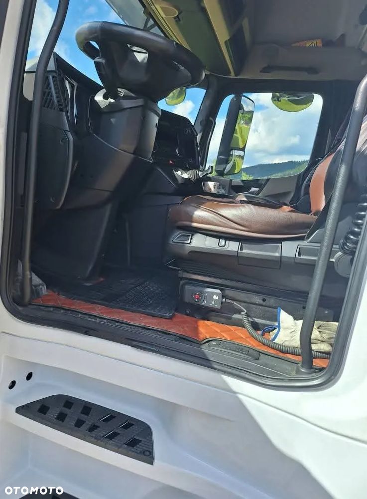 Mercedes-Benz Actros Mp4 - 6