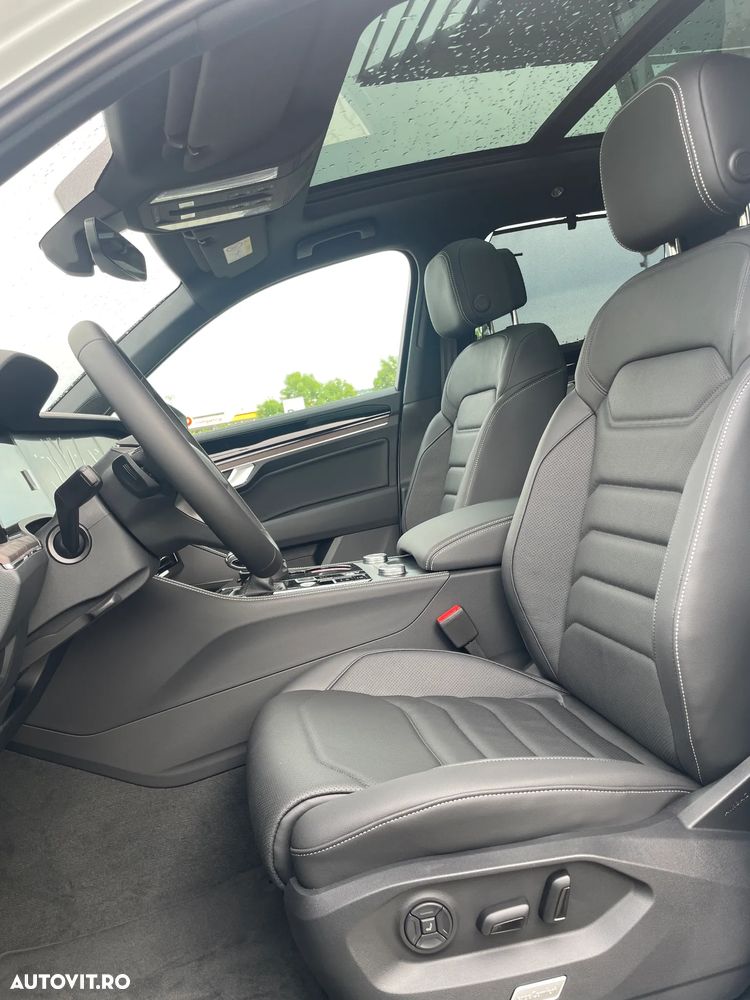 Volkswagen Touareg V6 TDI 4MOTION Elegance - 13