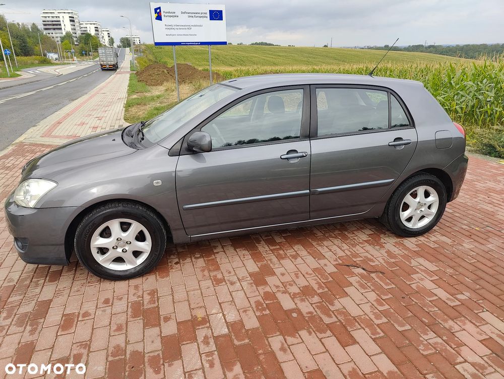 Toyota Corolla 1.6 VVT-i Sol - 6