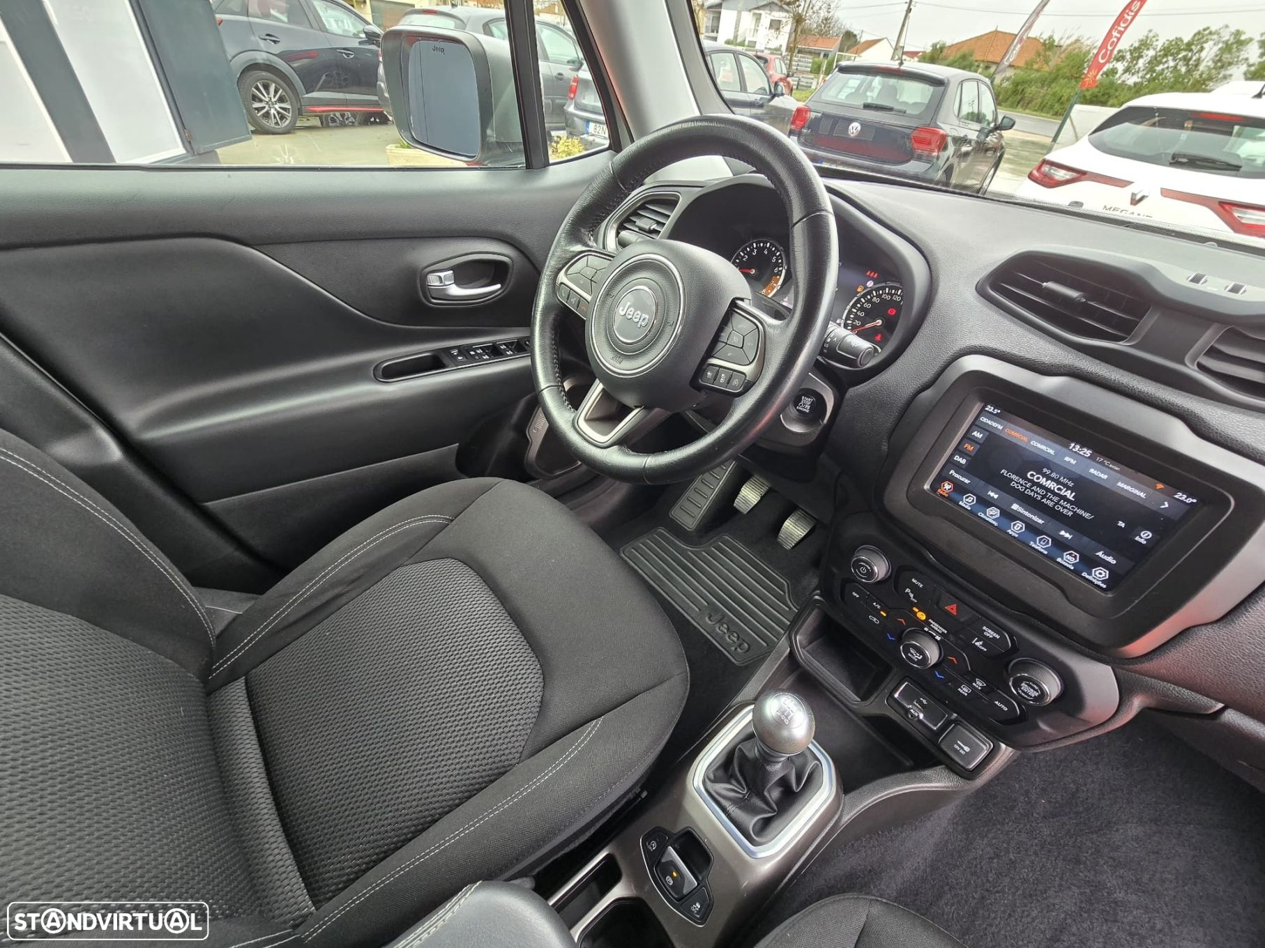 Jeep Renegade 1.0 T Longitude - 12