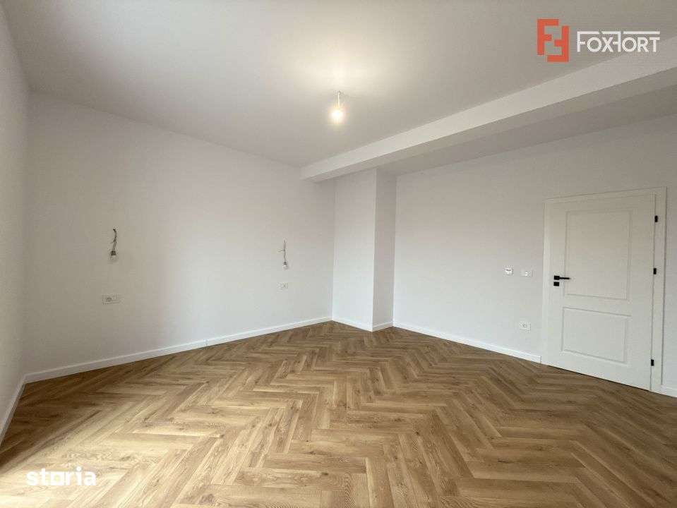 Duplex cu 4 camere de vanzare in localitatea Covaci - Imagine principală: 4/19