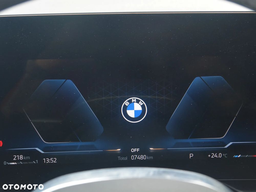 BMW Seria 1 120 mHEV - 11