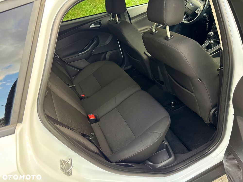 Ford Focus 1.5 TDCi DPF Start-Stopp-System Trend - 6