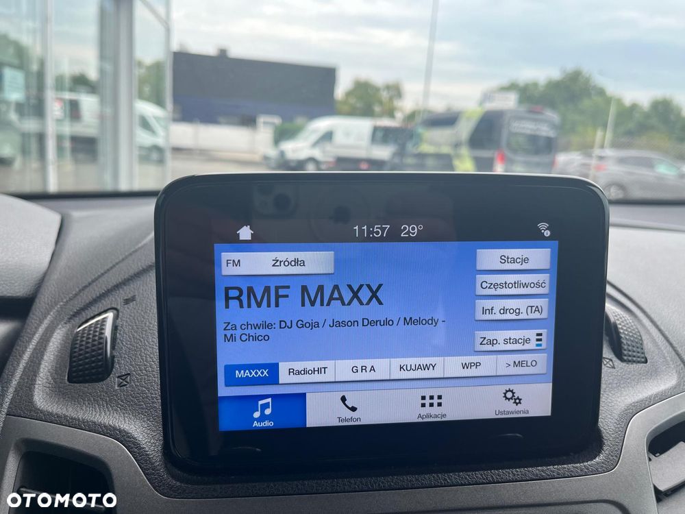 Ford Transit Connect - 13