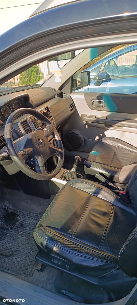 Nissan X-Trail - 6