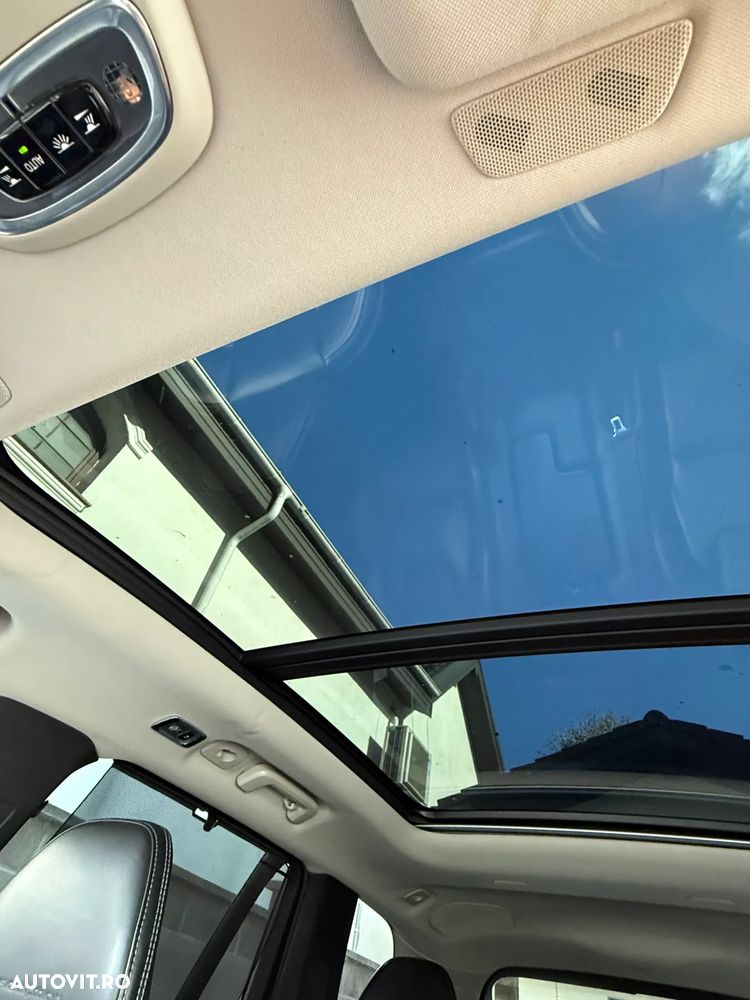 Volvo XC 90 D5 AWD Inscription - 28
