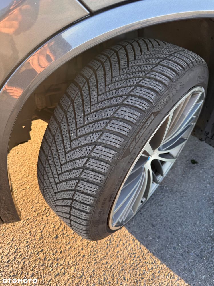 BMW X1 sDrive18d - 18