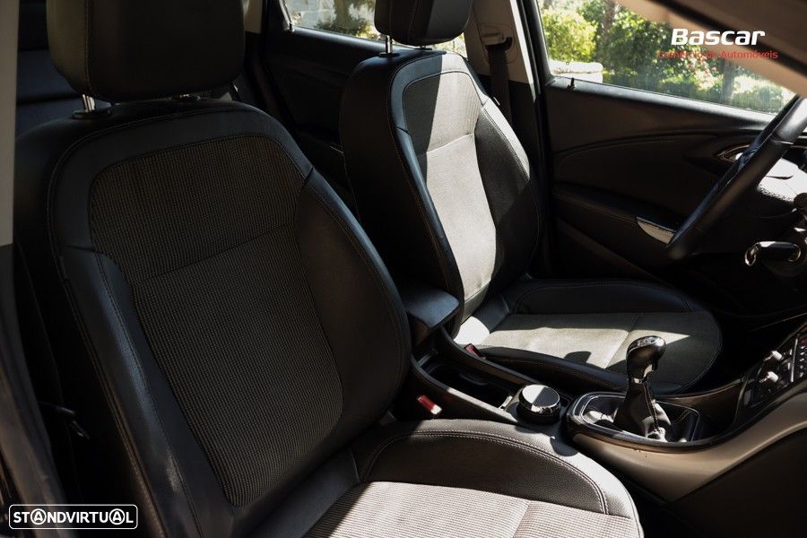 Opel Astra 1.7 CDTI Cosmo - 14