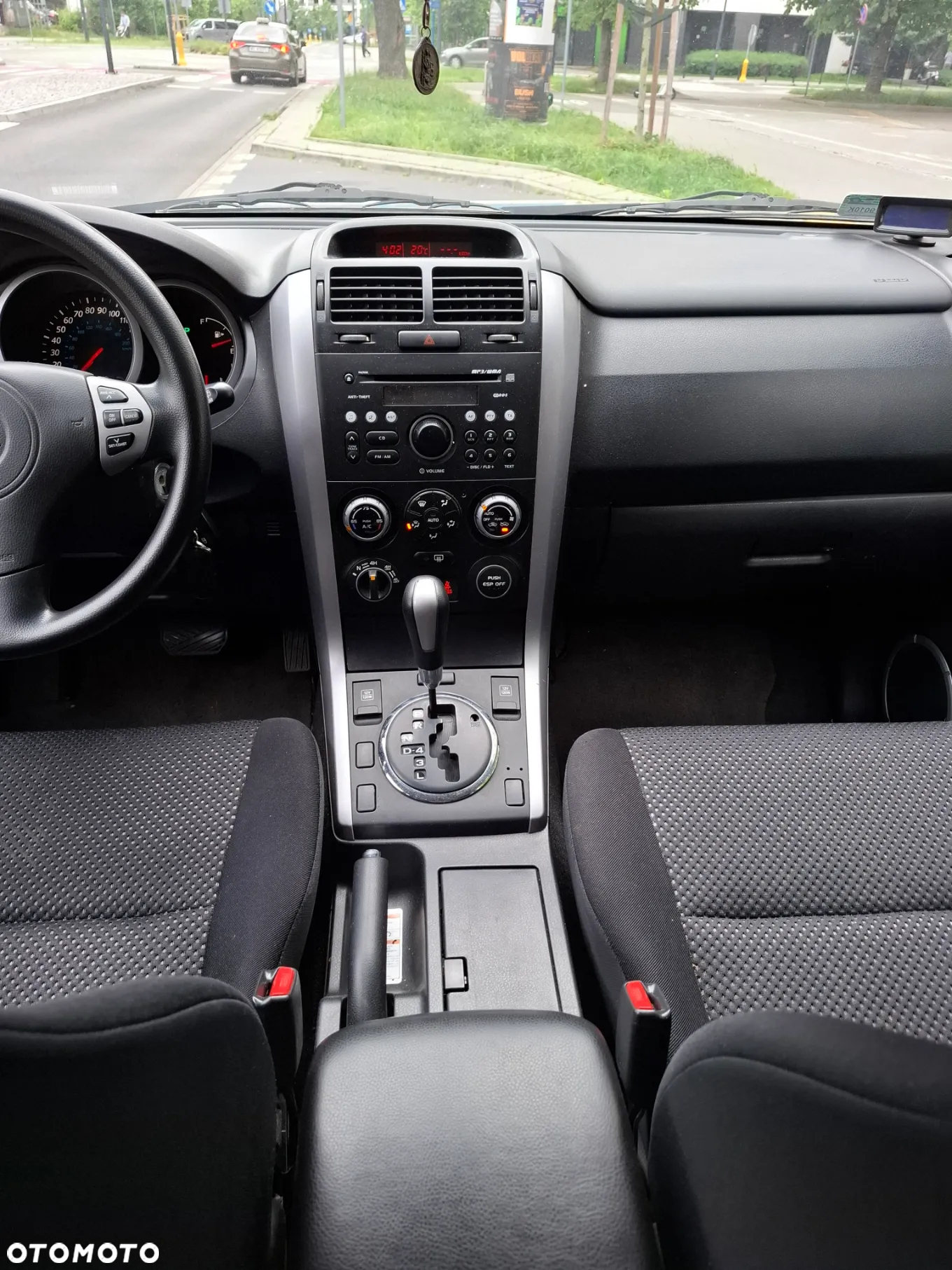 Suzuki Grand Vitara 2.7 V6 - 9