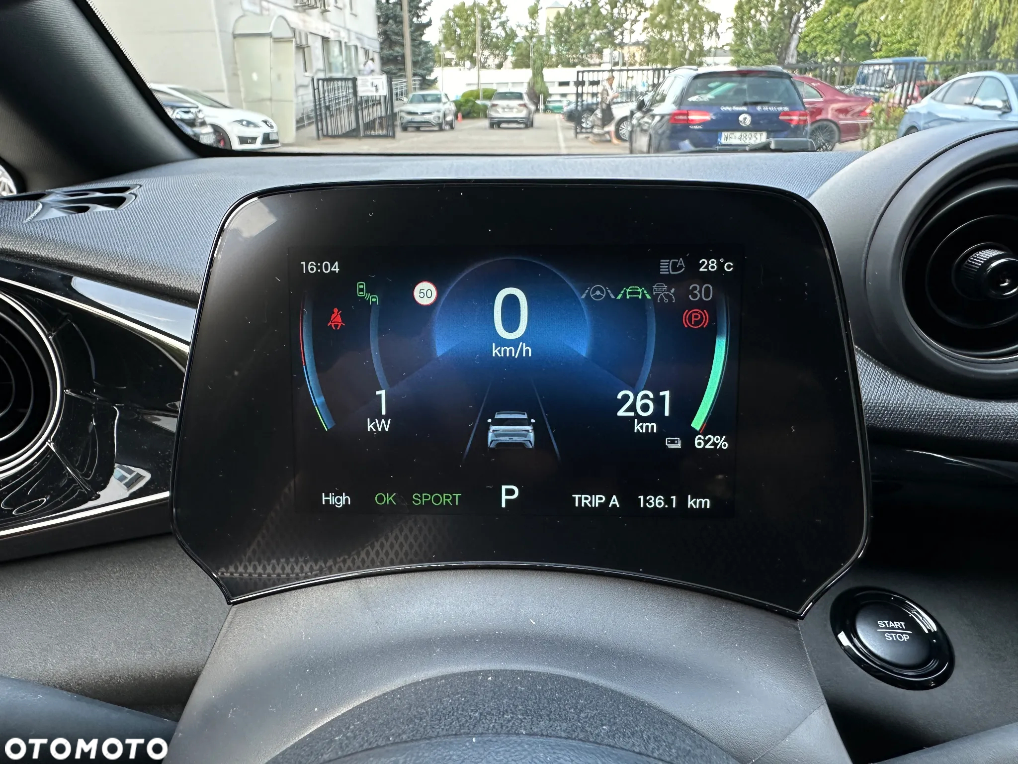 BYD Dolphin - 12