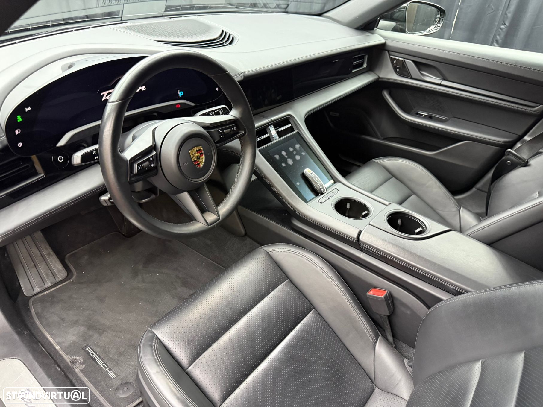 Porsche Taycan 4S bateria Performance Plus - 6