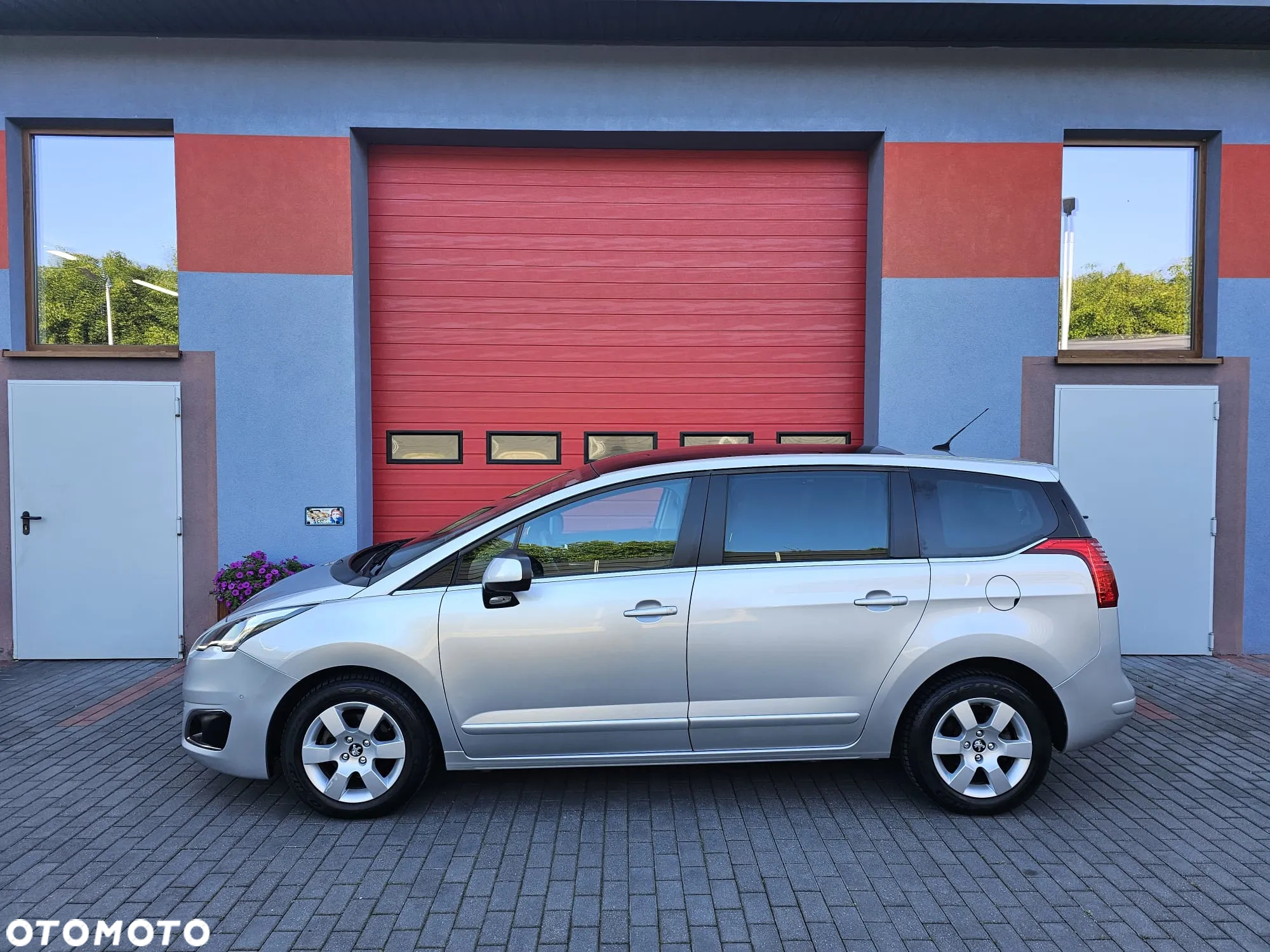 Peugeot 5008 e-HDI 115 ETG6 Stop&Start Allure - 14