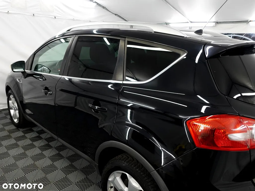 Ford Kuga 2.0 TDCi 4WD Titanium - 30