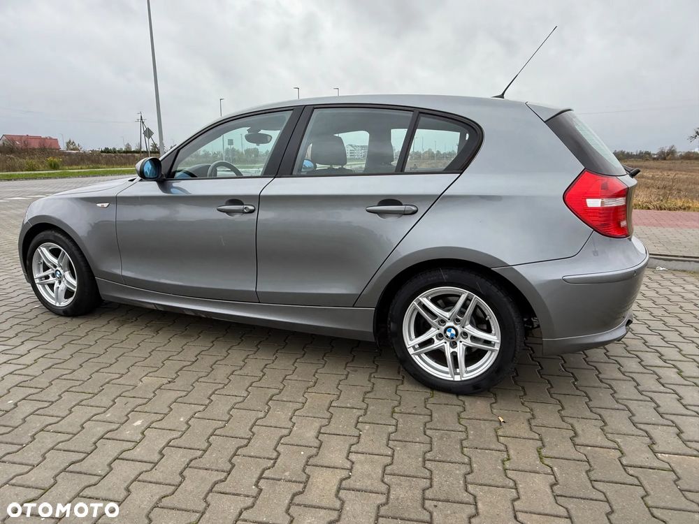 BMW Seria 1 118i - 10