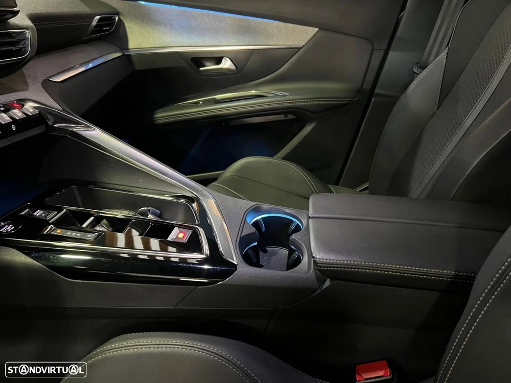 Peugeot 3008 1.6 Hybrid GT Pack e-EAT8 - 13