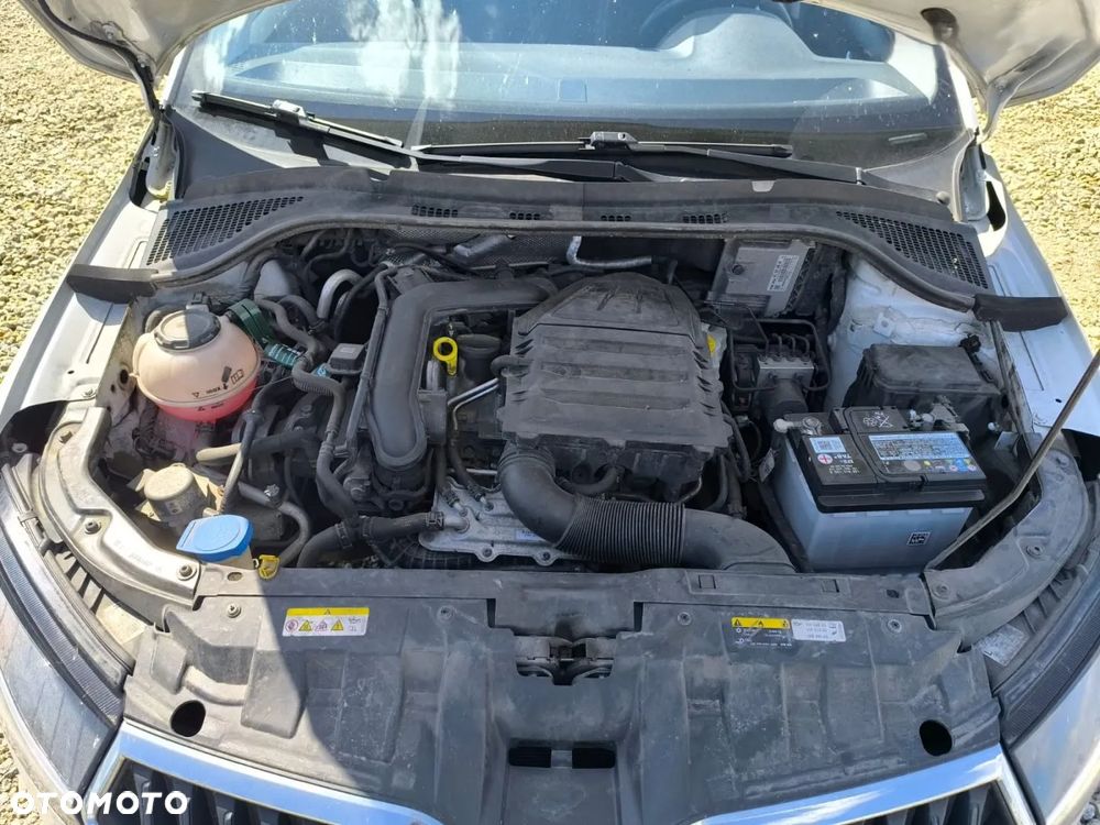 Skoda Fabia 1.0 TSI Style Color - 10