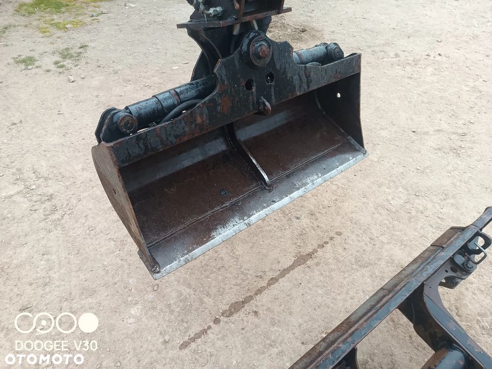 Caterpillar 301.8 - 10