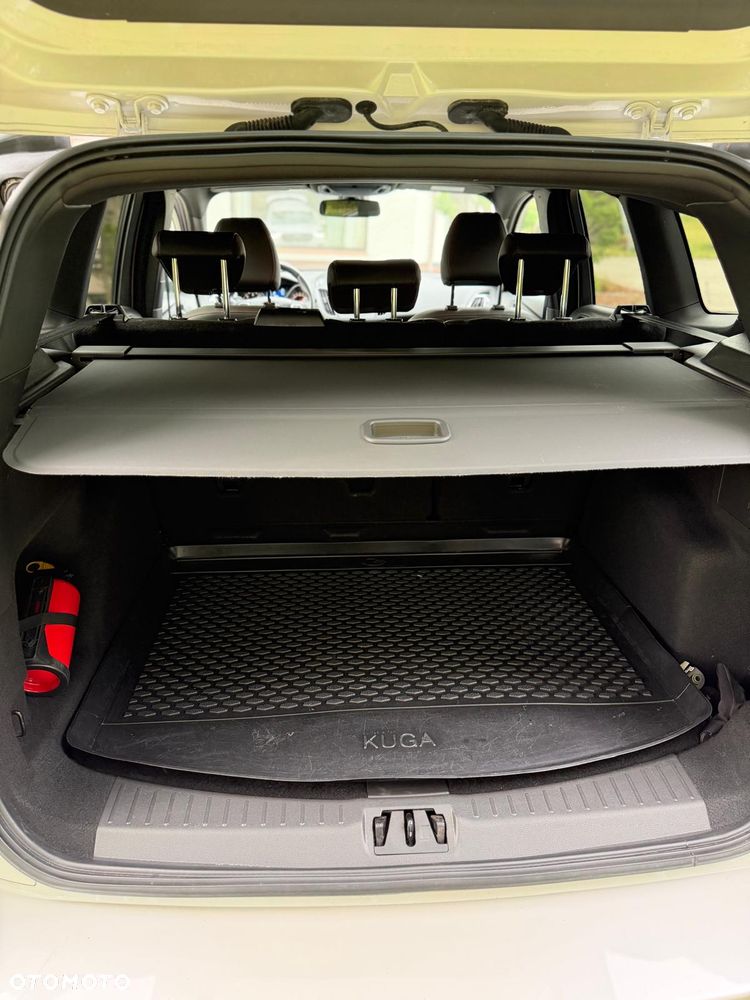 Ford Kuga 2.0 TDCi AWD ST-Line - 19