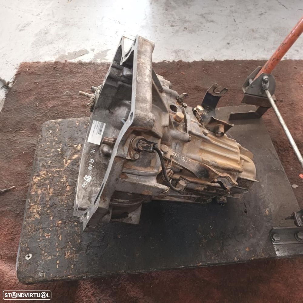 CAIXA VELOCIDADES KIA RIO BREAK FAMILIAR 2002 - 2