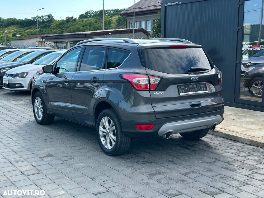 Ford Kuga - 4