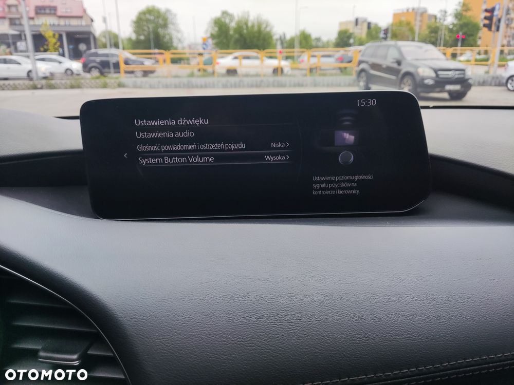 Mazda 3 e-SKYACTIV-G 122 M HYBRID EXCLUSIVE-LINE - 16