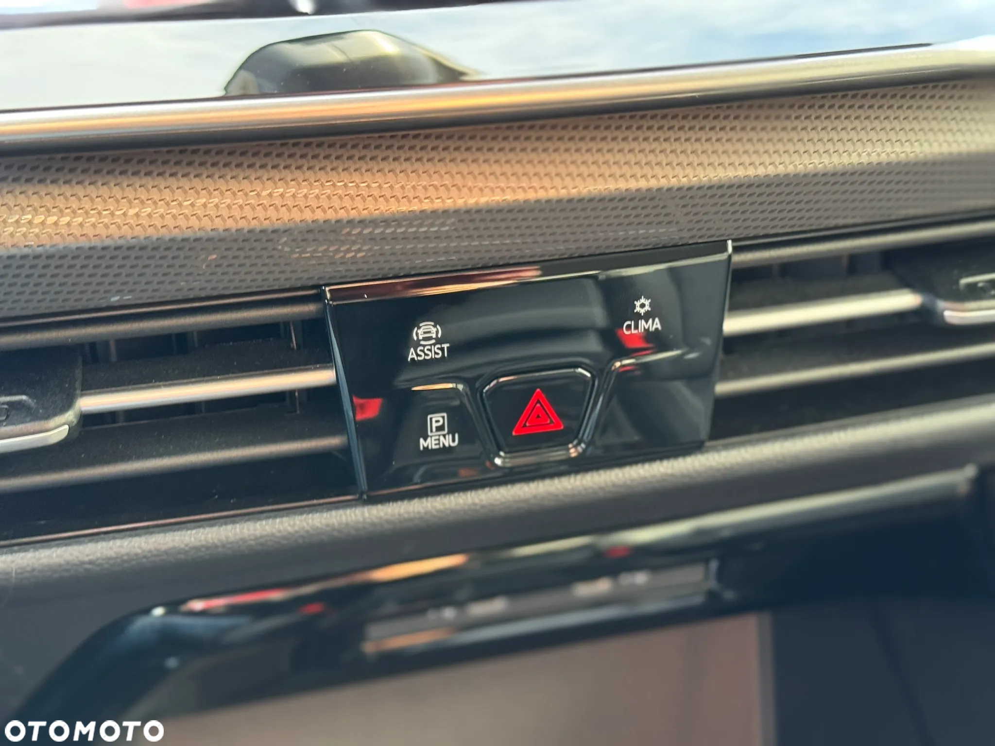 Volkswagen Golf Variant 1.5 eTSI OPF DSG Style - 24