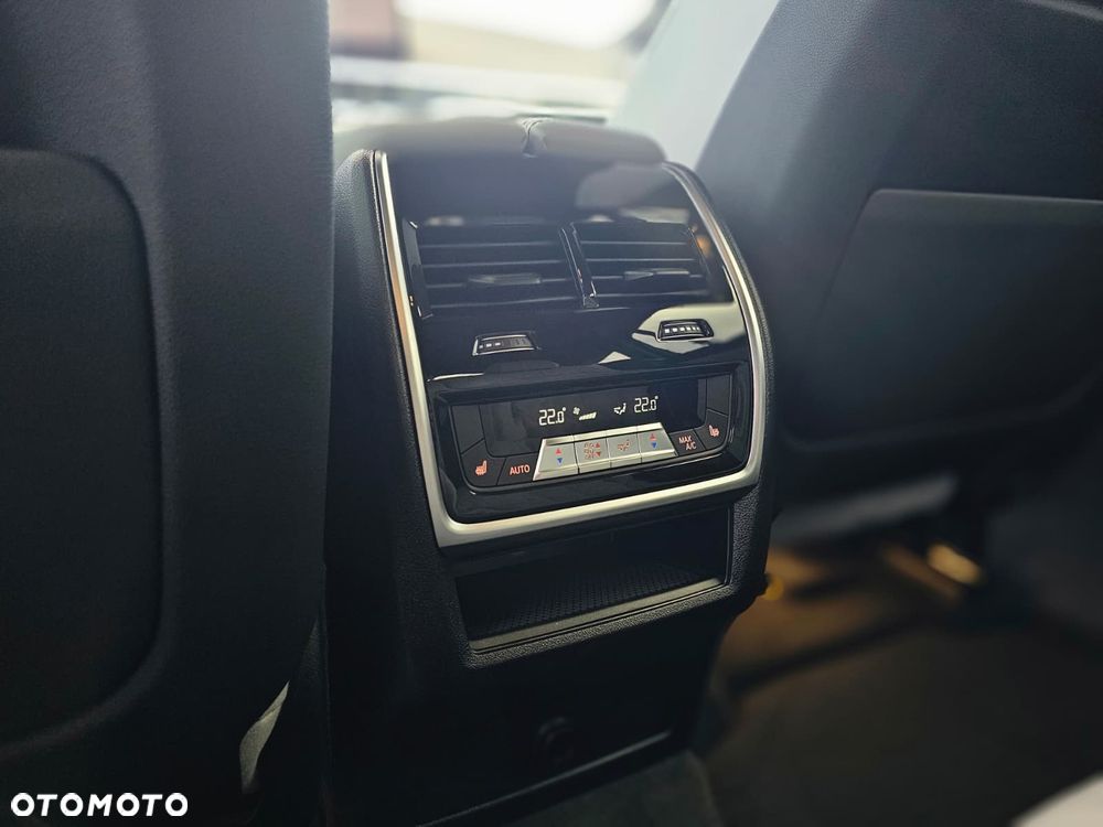 BMW X6 xDrive30d mHEV sport - 36
