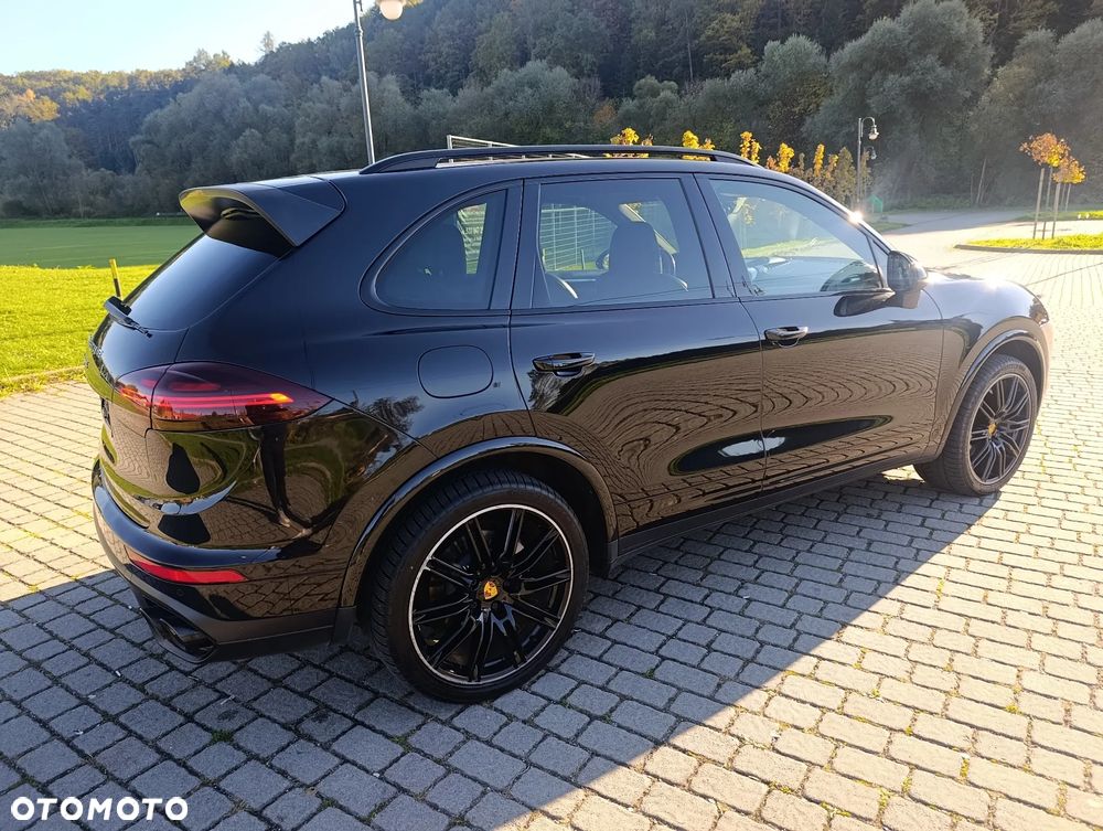 Porsche Cayenne S Diesel Platinum Edition - 7