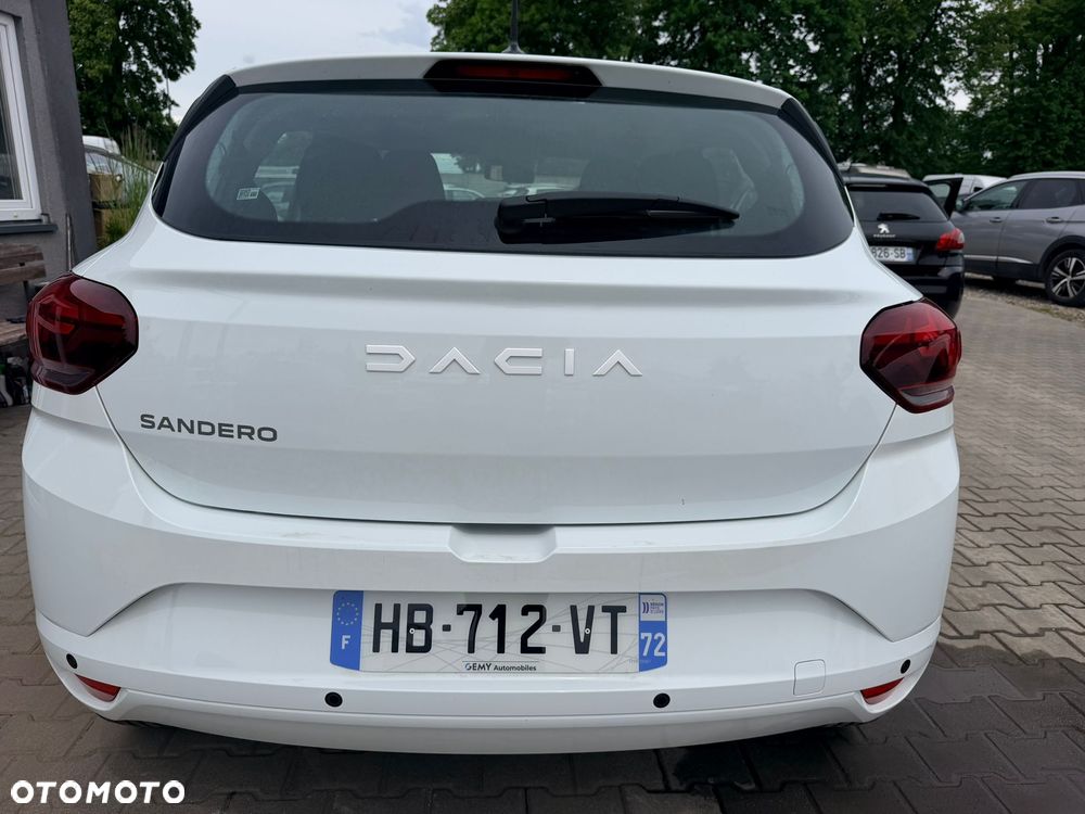 Dacia Sandero SCe 65 Essential - 13