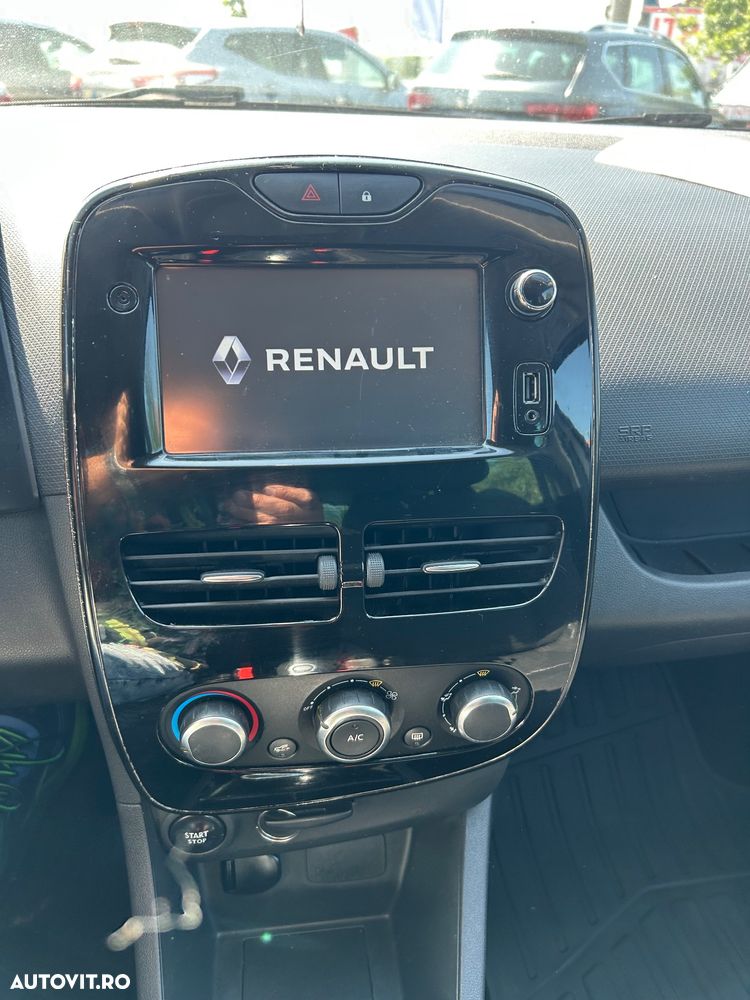 Renault Clio - 14