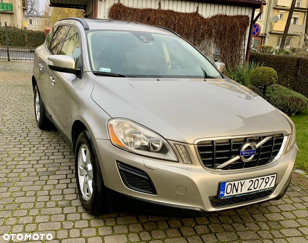 Volvo XC 60 2.4D AWD Momentum - 2