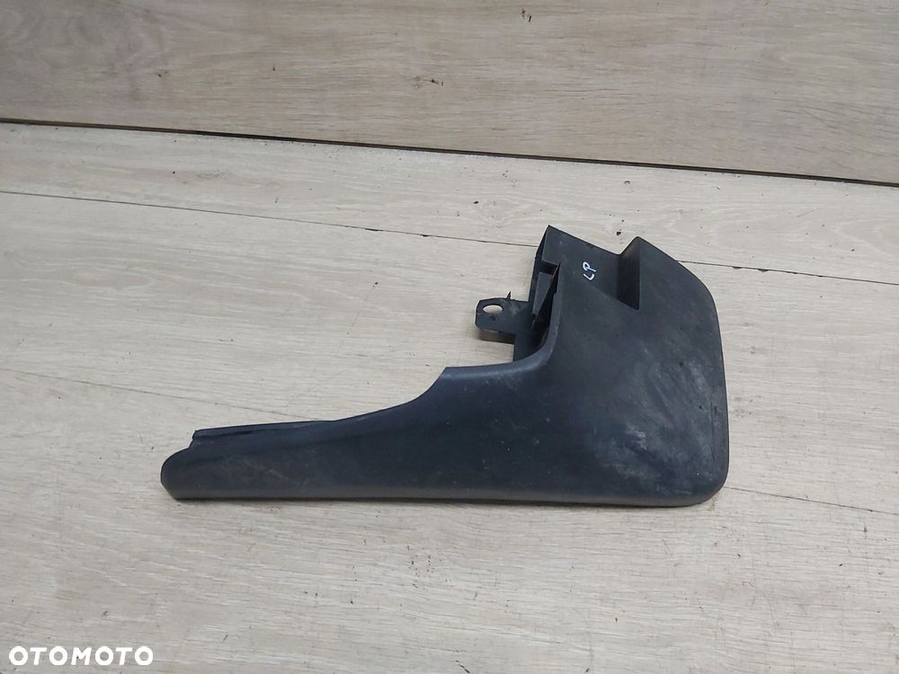 Honda CR-V II RD chlapacz lewy przód 75810-S9A-0030 - 2