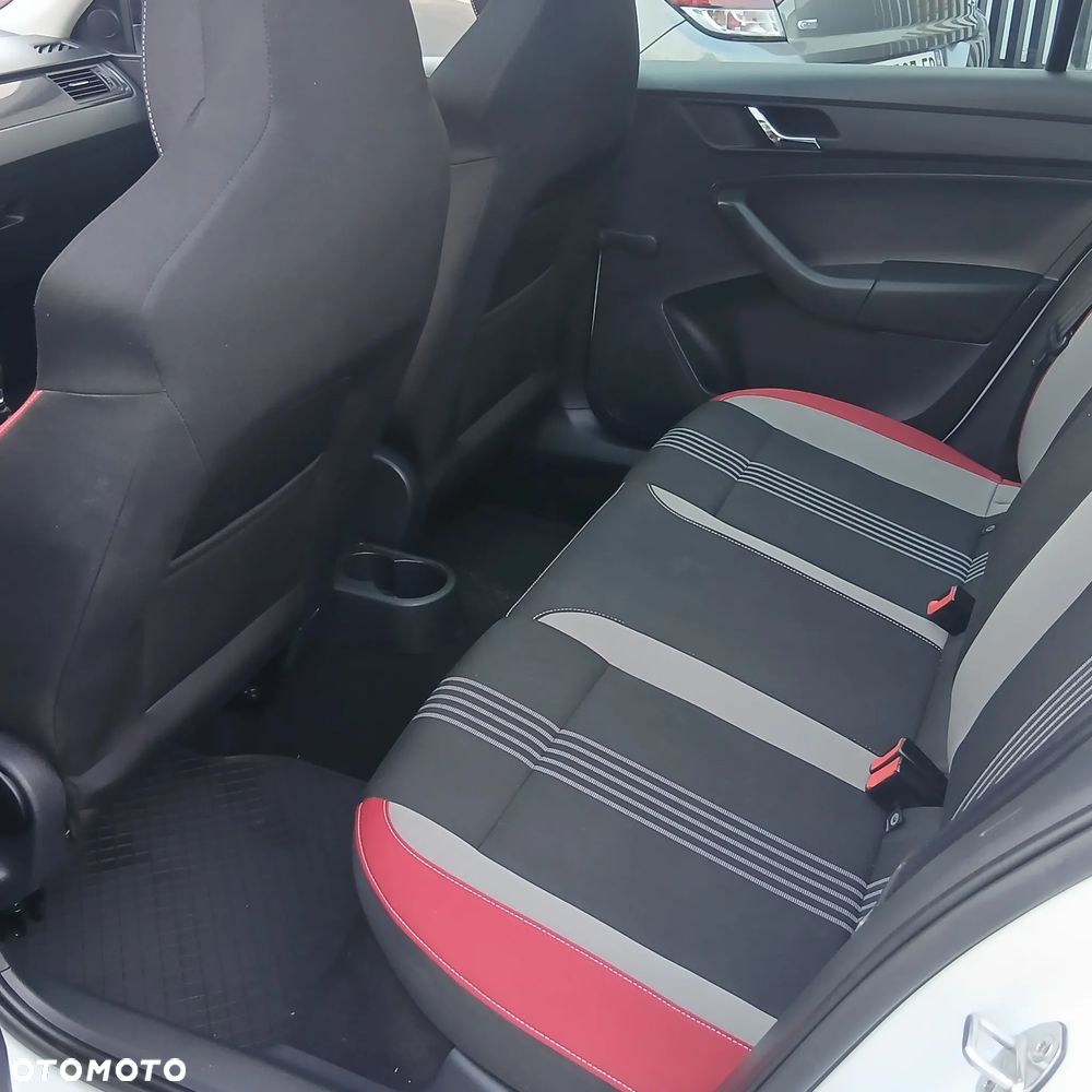 Skoda RAPID 1.2 TSI Monte Carlo - 11