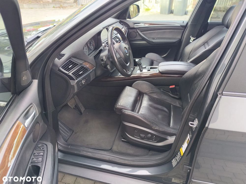 BMW X5 xDrive50i - 6