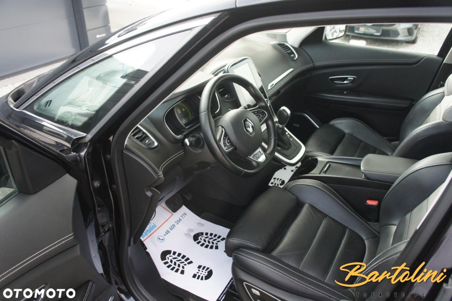 Renault Scenic - 13
