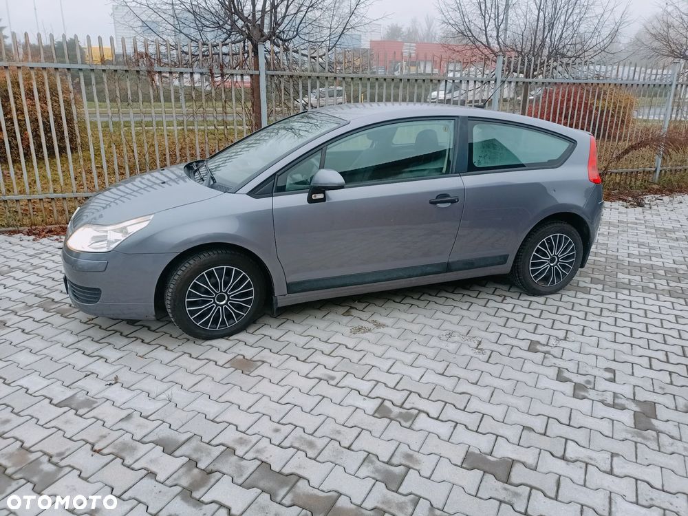 Citroën C4 1.4 16V X - 6