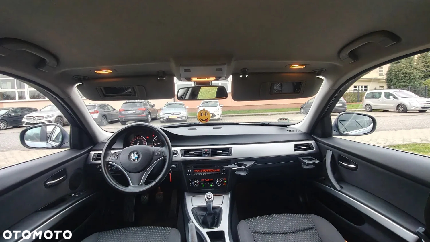 BMW Seria 3 318i Touring Edition Lifestyle - 29