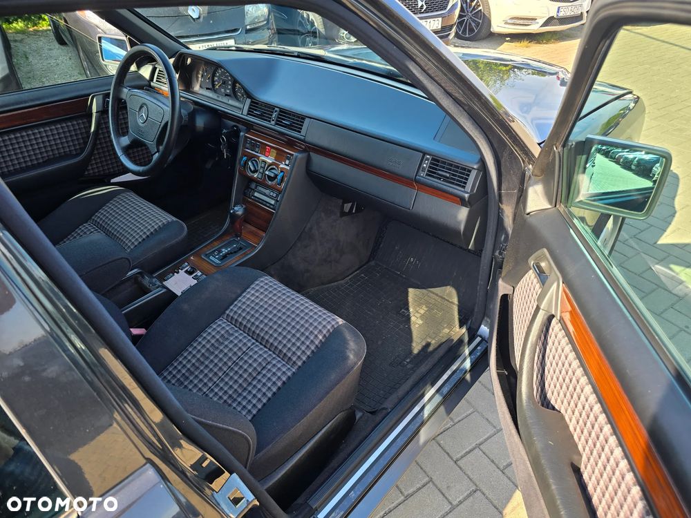 Mercedes-Benz Klasa E - 11