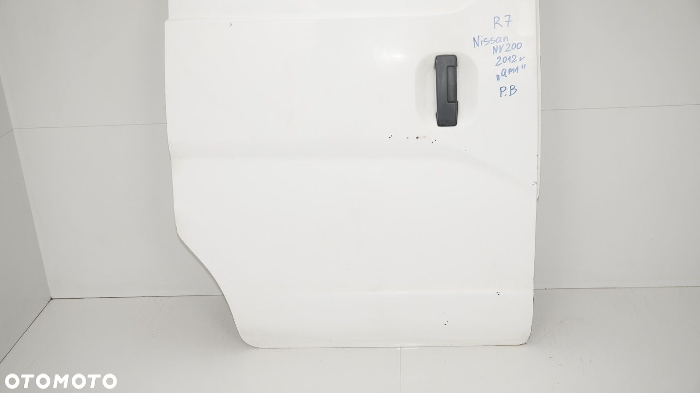 DRZWI PRAWY BOK BOCZNE NISSAN NV200 09 R AM1 - 4