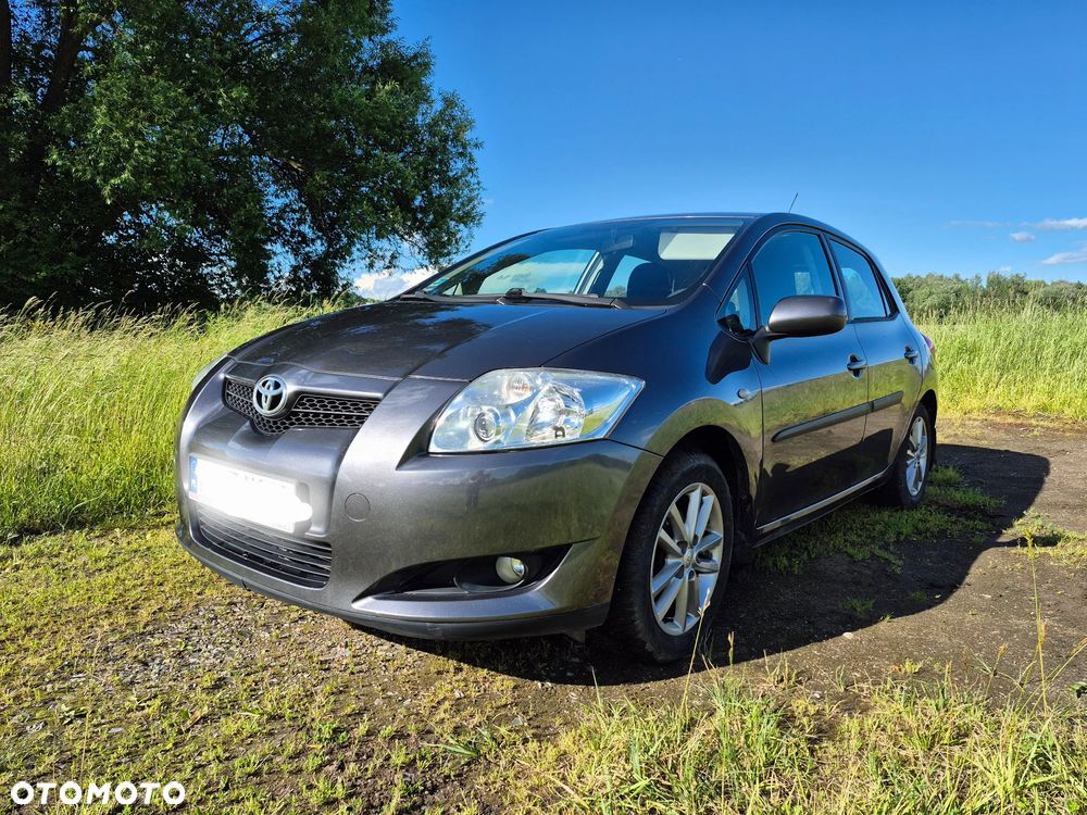 Toyota Auris 1.6 VVT-i Luna MM - 1