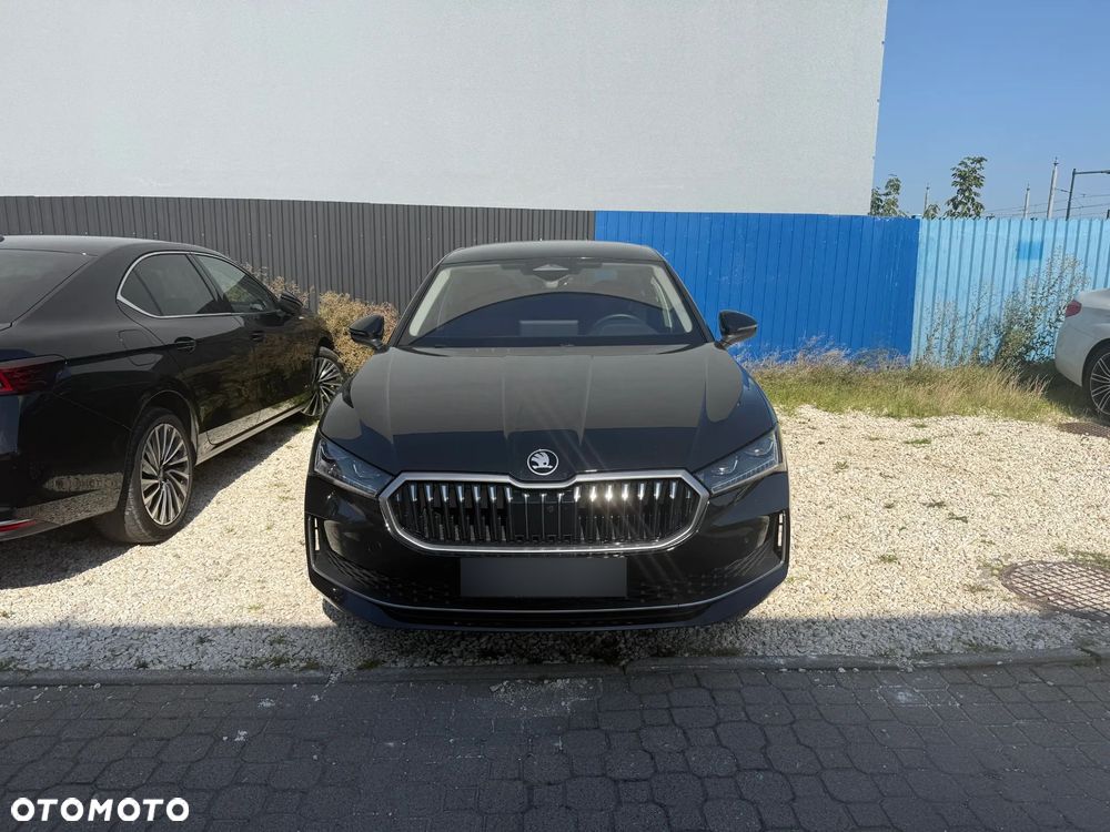 Skoda Superb 2.0 TDI SCR 4x4 L&K DSG - 1
