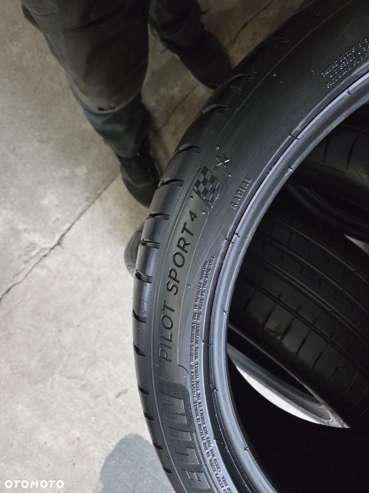 opony używane 245/40R19 Michelin Pilot Sport 4 * - 8