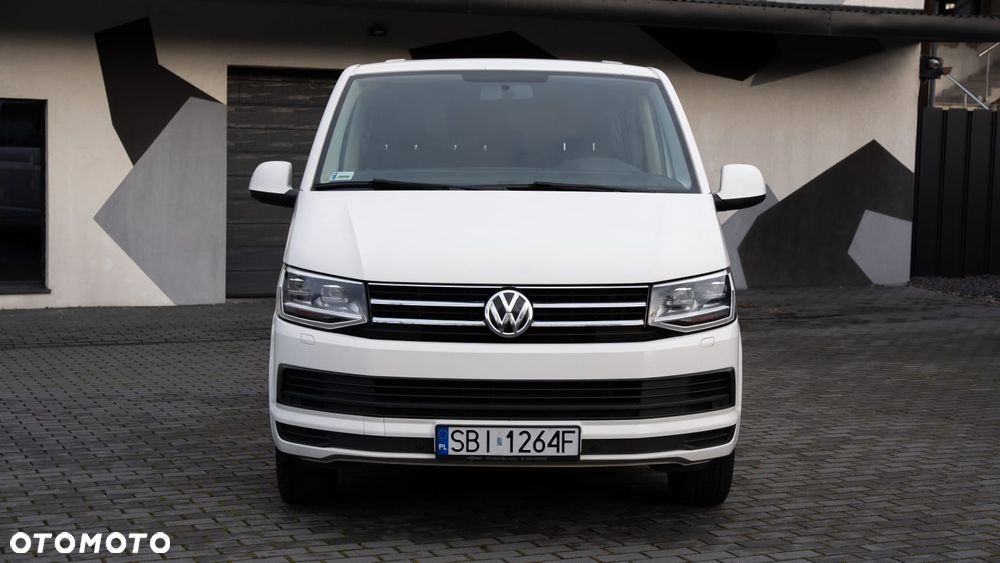 Volkswagen Caravelle - 2