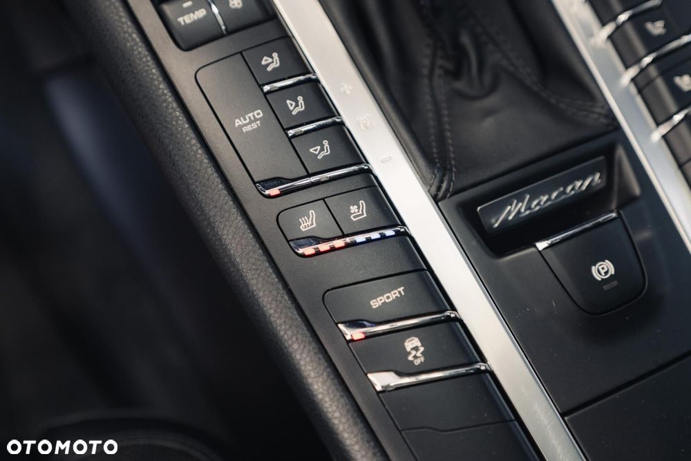 Porsche Macan S - 23