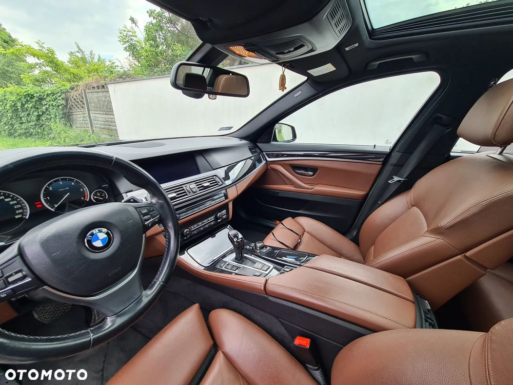 BMW Seria 5 520d xDrive Luxury Line - 10