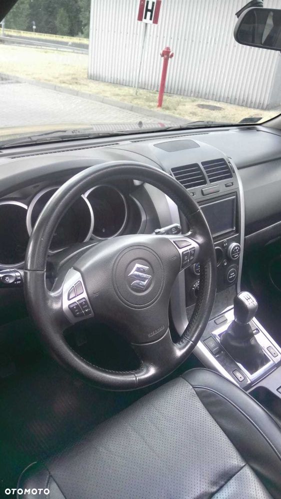 Suzuki Grand Vitara - 4