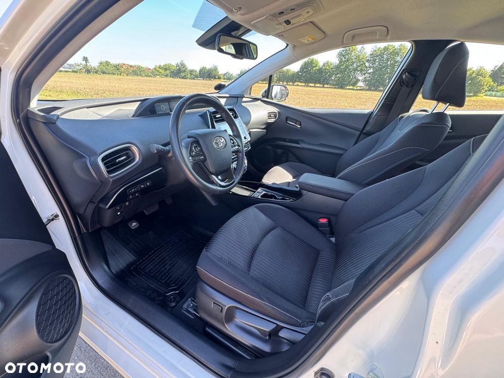 Toyota Prius Hybrid Executive - 10