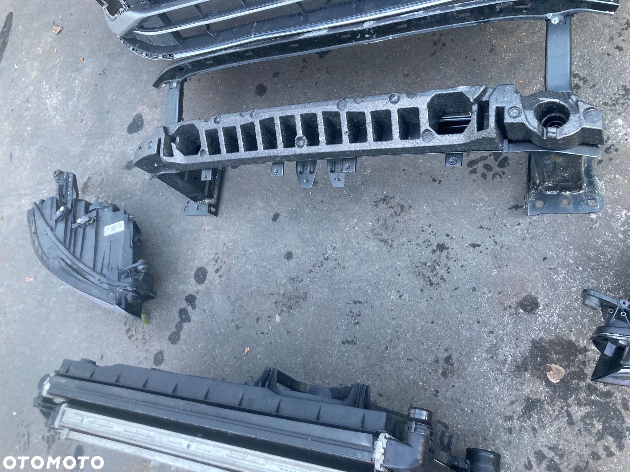 VW VOLKSWAGEN PASSAT B8 ZDERZAK LAMPA LAMPY CHŁODNICE BELKA ZDERZAKA PRZÓD KOMPLETNY - 16