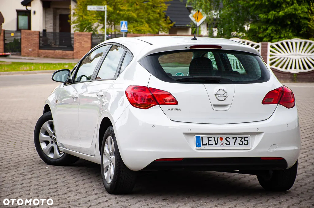 Opel Astra - 26